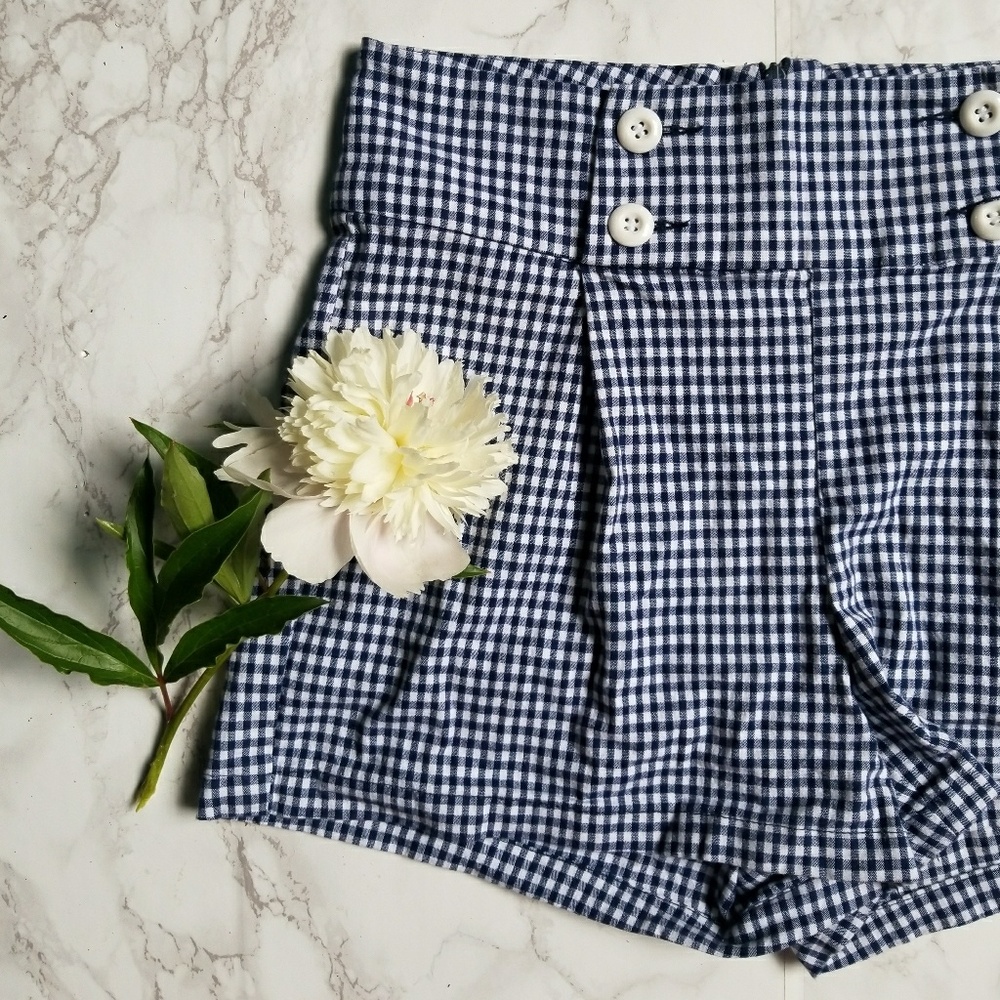 Delia's high waisted checkered shorts